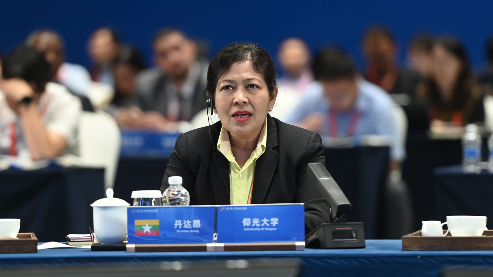 23緬甸仰光大學副校長丹達昂_副本.jpg
